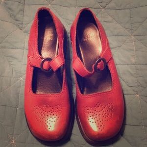 Dansko burgundy red Mary Janes 38